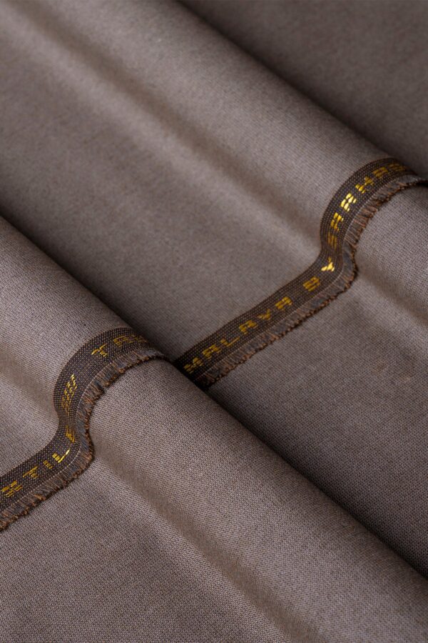 Himalaya Wash & Wear: Timeless Warmth in Elegant Weave - Image 3