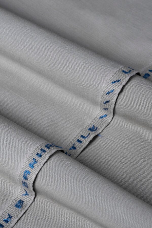 Taurus Khaddar – Wrinkle-Free Warmth with Premium LA Finish - Image 3